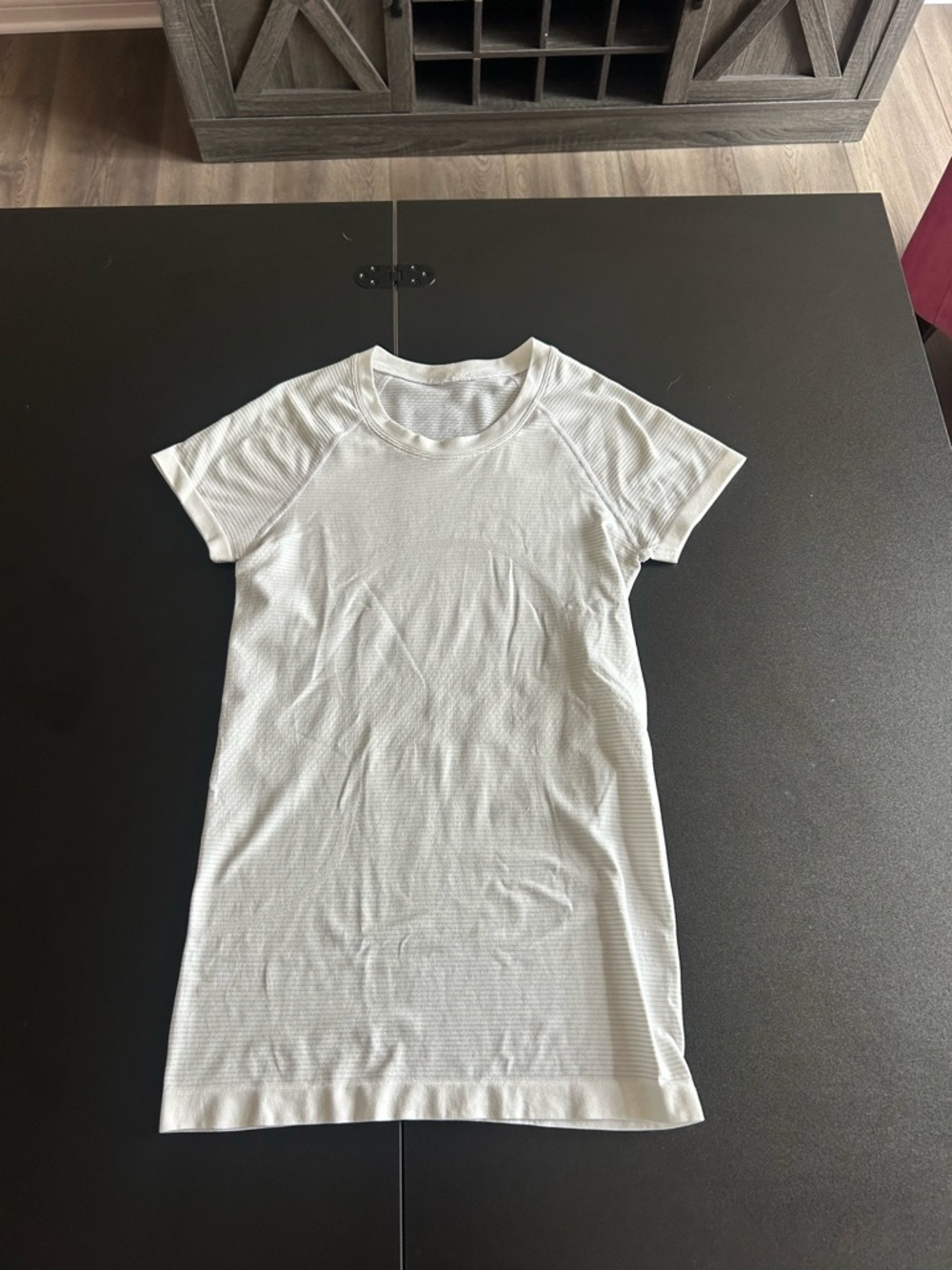 lululemon athletica White swiftly tech hip length